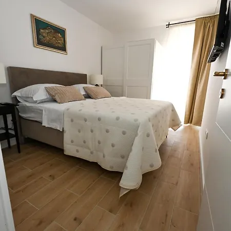 公寓 Apartman Zrno Soli